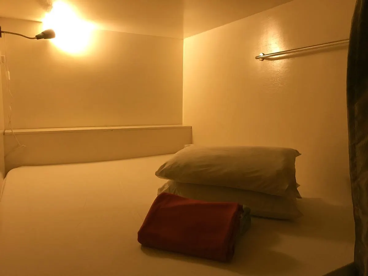 Page 63 Hotel